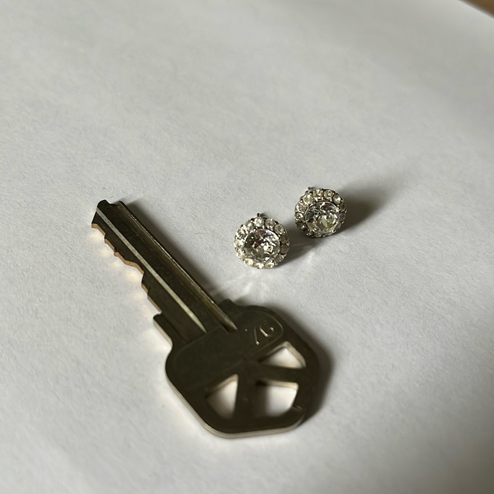 Crystal studs